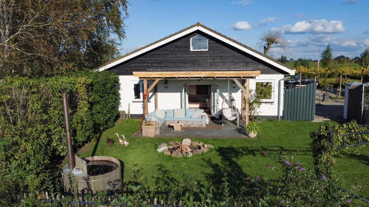 Tienhoven De Lindenhof Bed & Breakfast エクステリア 写真